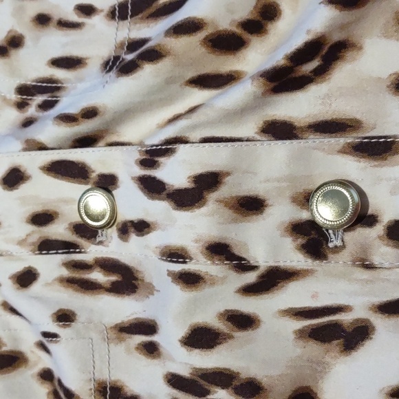 Chico's Animal Print Jean style Jacket with stud details size XL - Picture 11 of 13